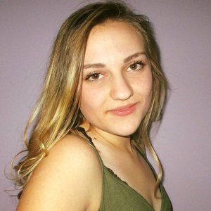 Meet your Posher, Charlotte